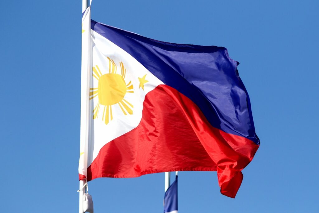 Ataque a tiros em escola nas Filipinas resulta em morte de estudante