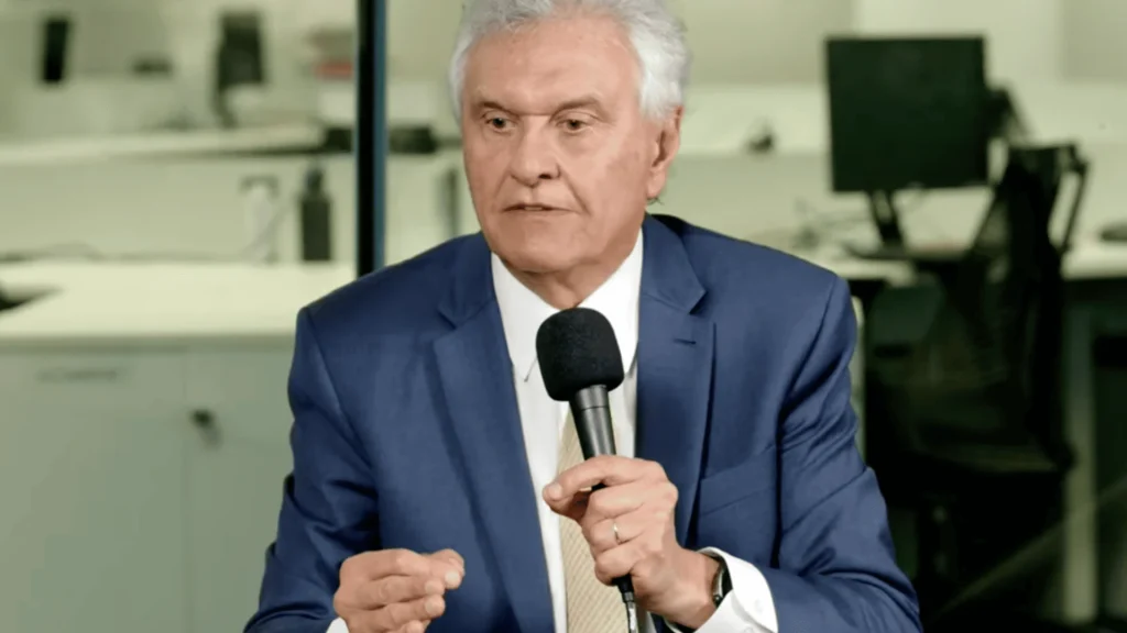 Caiado critica influência de Sidônio em estratégia de Lula contra Trump