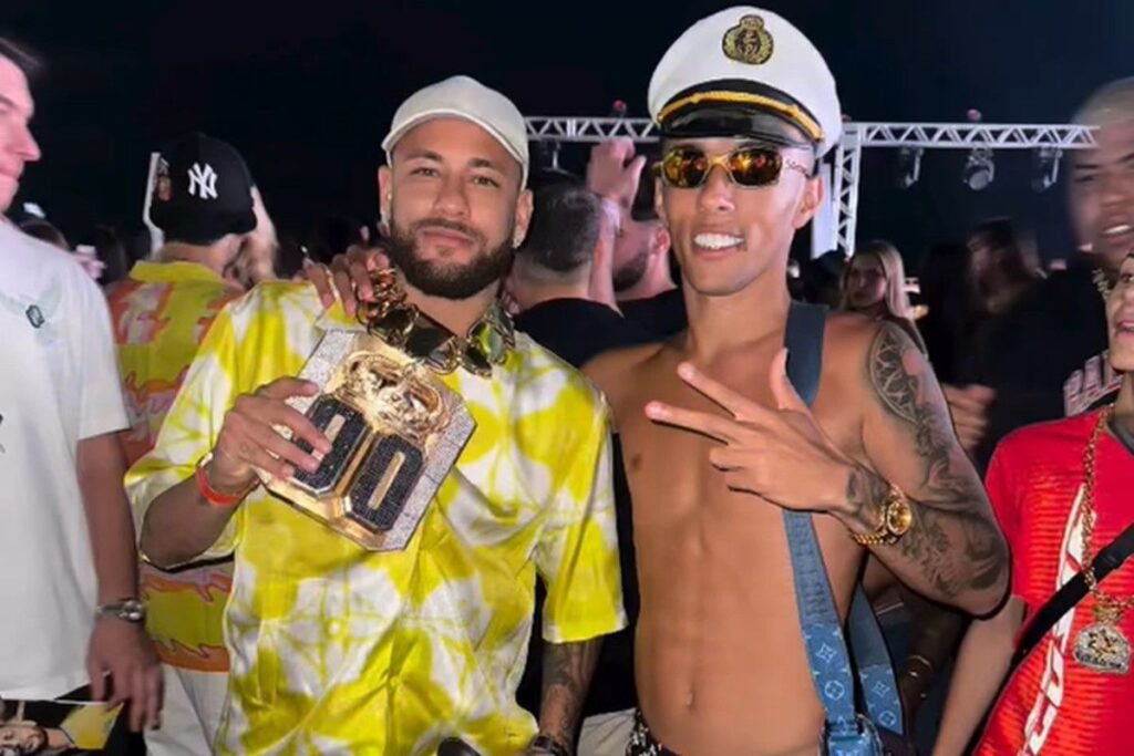 Colar de luxo dado a Neymar revela rede de receptação de joias em São Paulo
