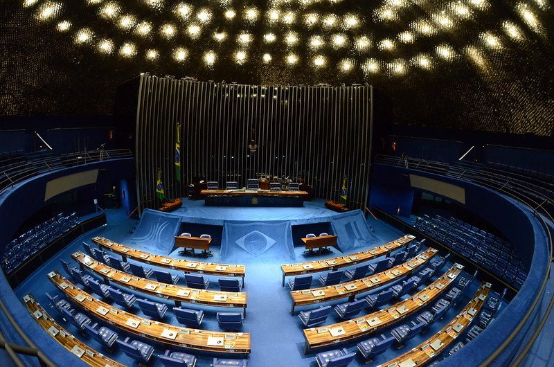 Corrida ao Senado em Pernambuco: 11 candidatos disputam duas vagas em 2026