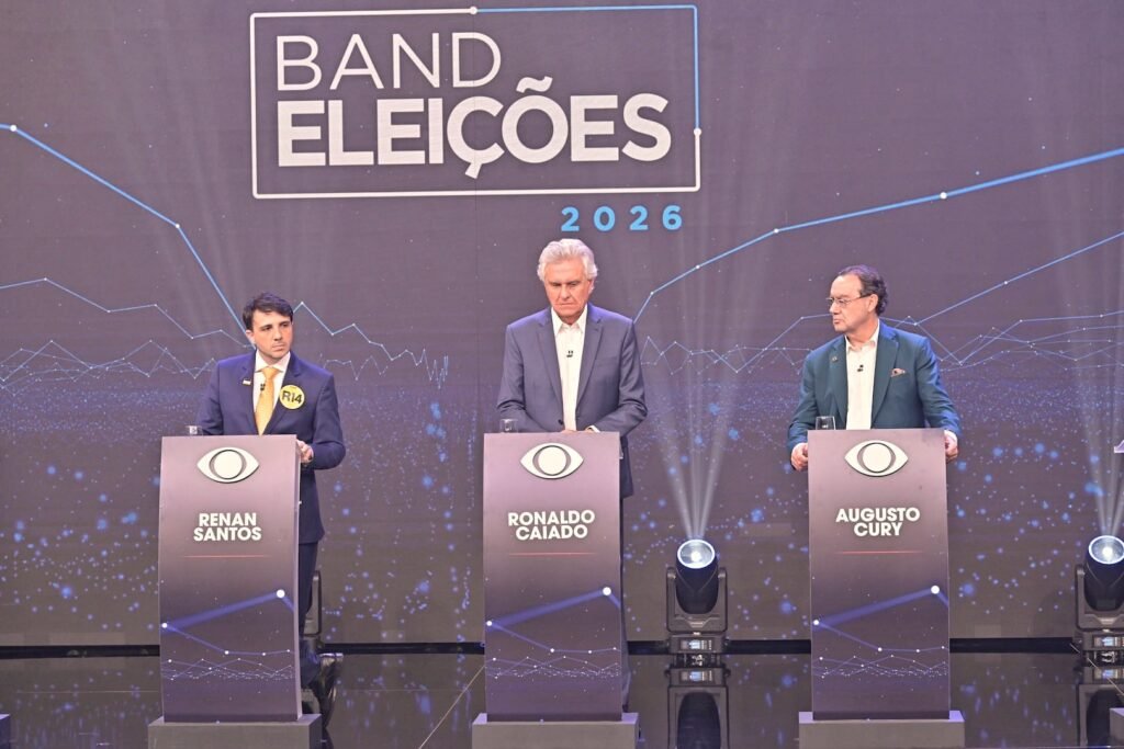 Debate presidencial na Band é marcado por críticas a Lula e Flávio Bolsonaro