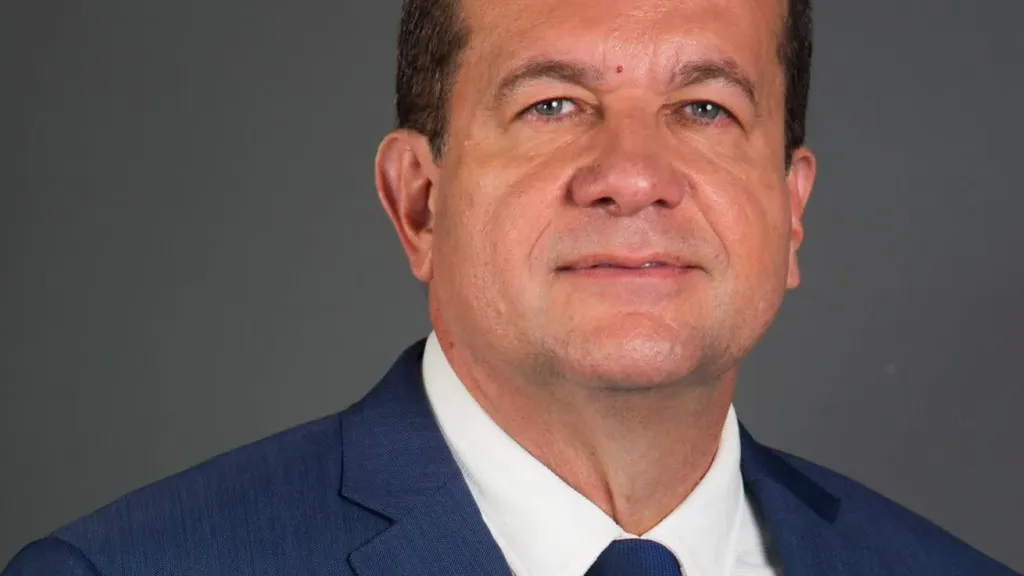Deputado articula frente no Congresso contra apostas online