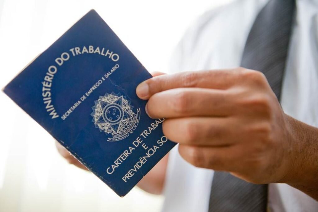 Distrito Federal oferece quase mil vagas de emprego em agências do trabalhador