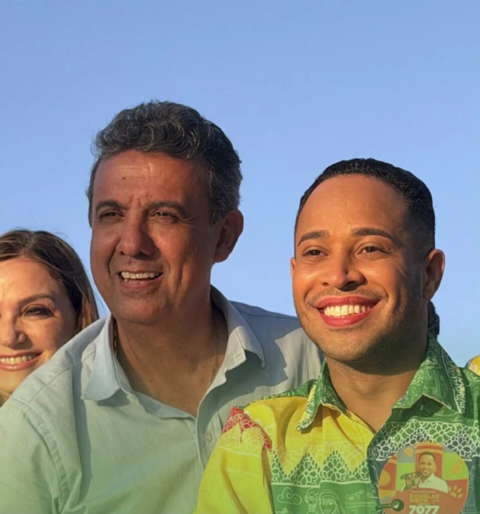 Douglas Brito inicia campanha ao lado de Alcides Teixeira Neto no Recife