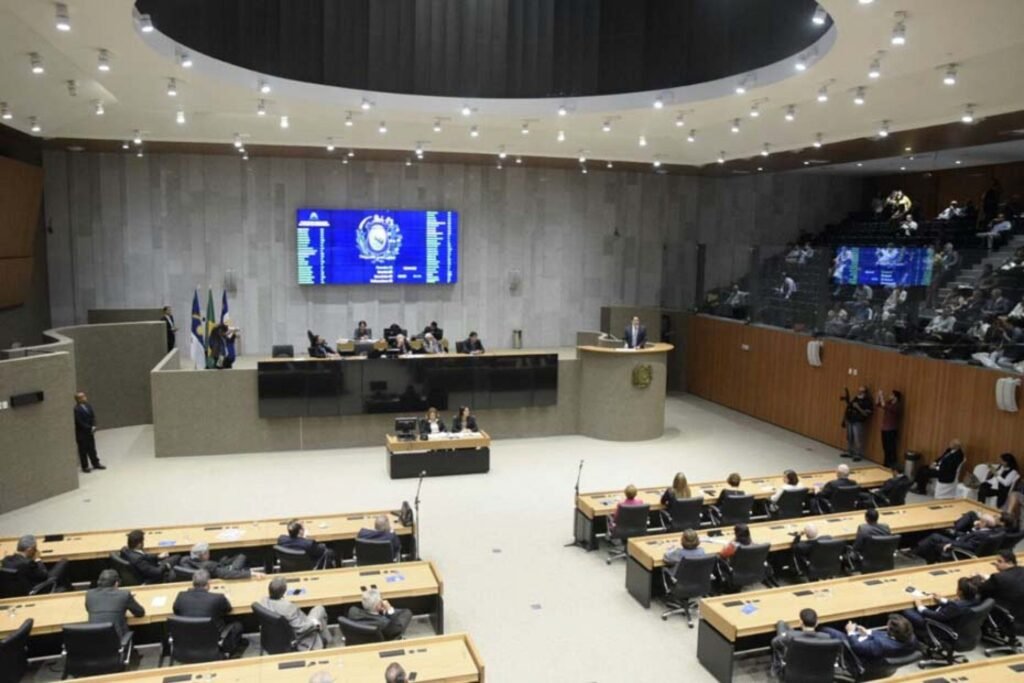 Eleições em Pernambuco: Disputa por poder e recursos nas assembleias