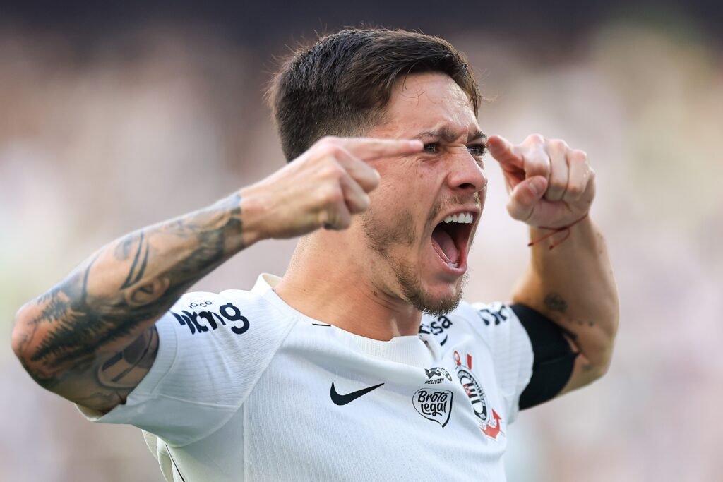 Garro fala sobre saída de Memphis Depay do Corinthians