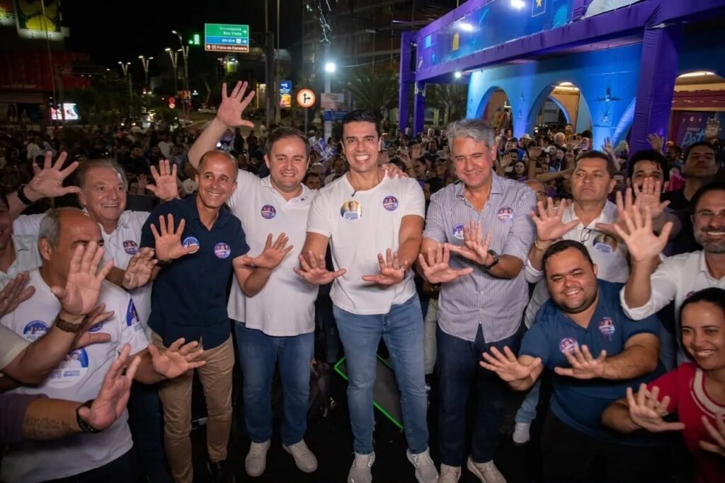 Inauguração de comitê de Anderson Luiz atrai grande público em Caruaru