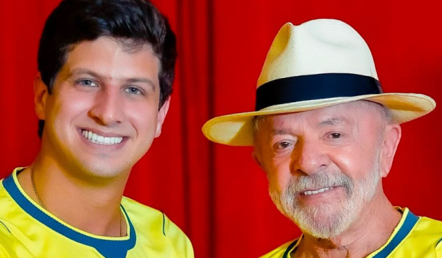 João Campos afirma apoio exclusivo de Lula em Pernambuco