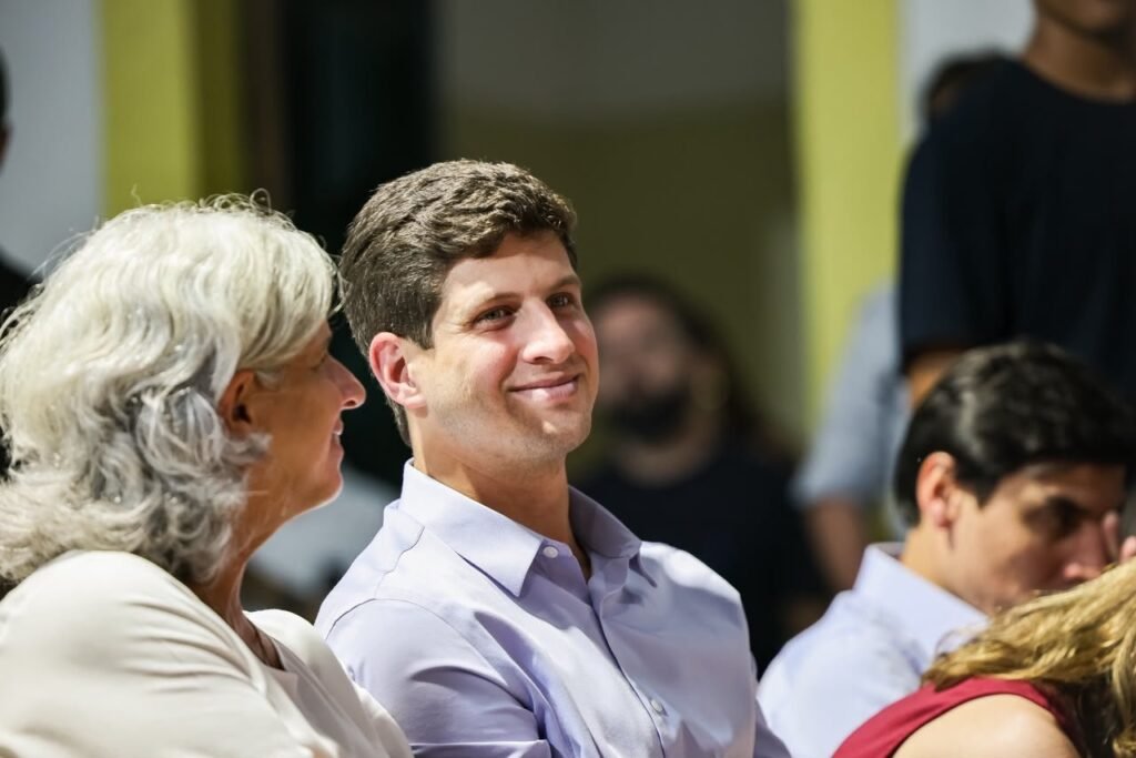 João Campos anuncia quatro hospitais em PE: desafio de viabilidade financeira