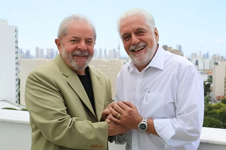 Lula defende Jaques Wagner e nega provas de ligação com Banco Master