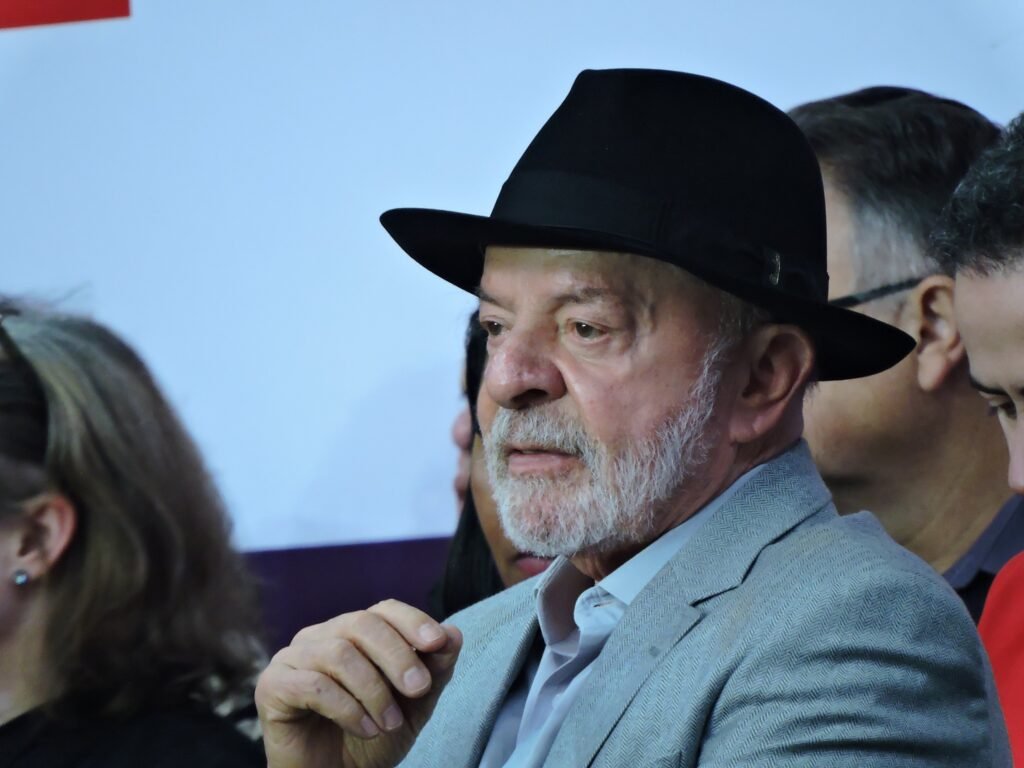 Lula enfrenta desafios para definir sucessor político