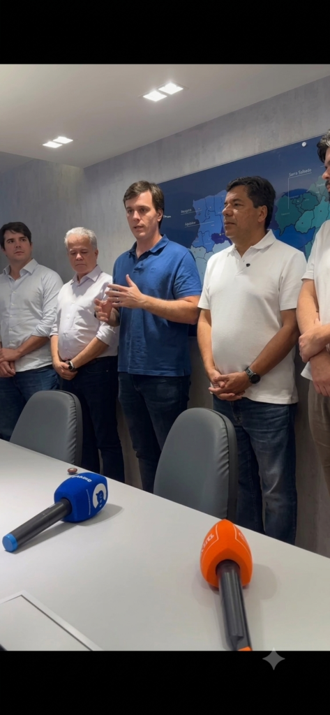 Miguel Coelho e grupo politico fecham apoio à pré-candidatura de Mendonça Filho ao Senado