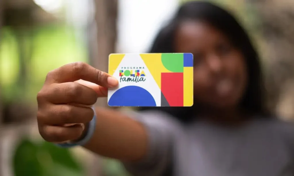 Orçamento de 2027 prevê Bolsa Família sem aumento nos valores