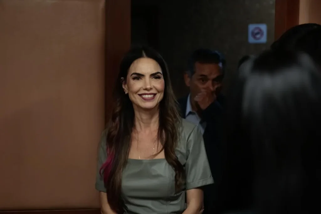 Paula Belmonte registra candidatura ao governo do DF com R$ 10 milhões em bens