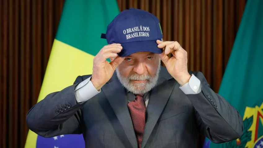 Pesquisa revela desaprovação de 49% ao governo Lula no Amazonas