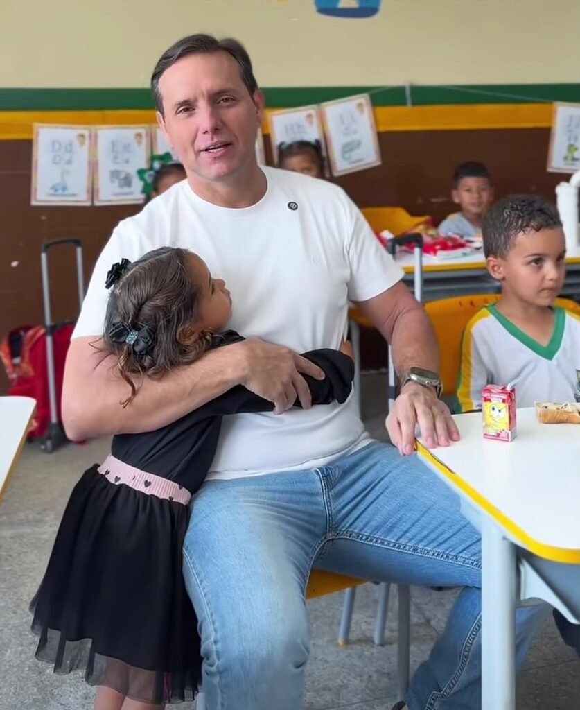 Prefeito investe em educação e climatiza creche municipal