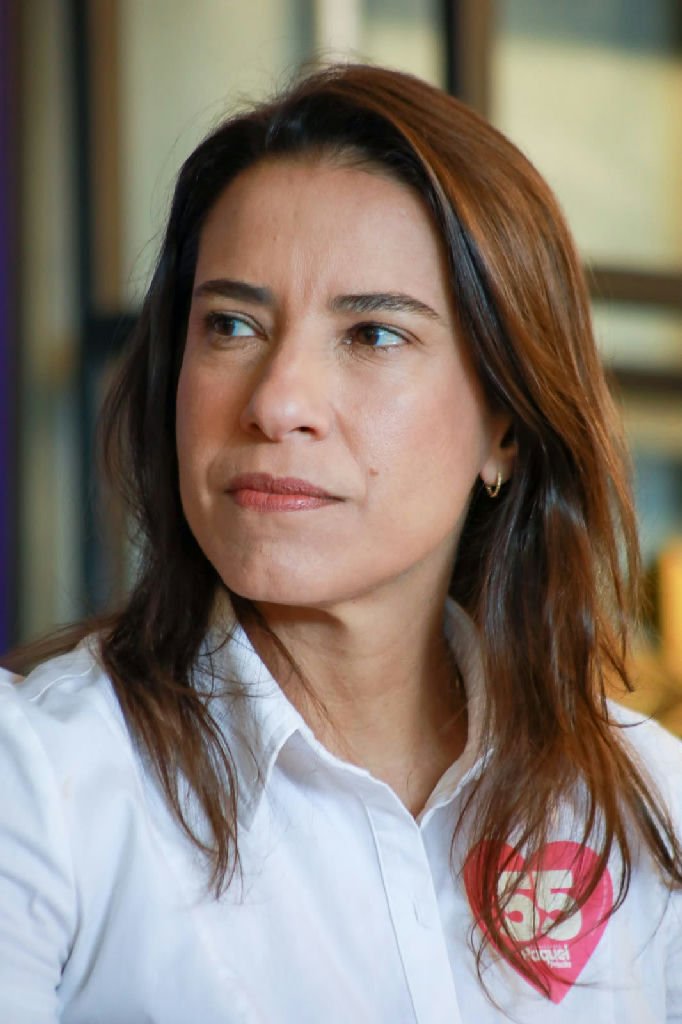 Raquel Lyra busca na Justiça esclarecimentos de João Campos sobre "milícia digital"
