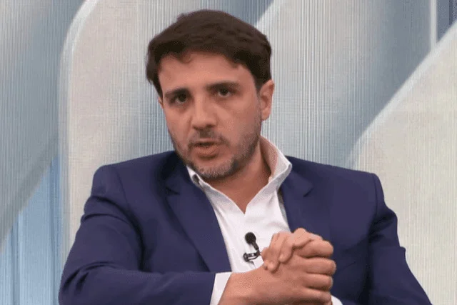 Renan Santos critica foco do Congresso em emendas parlamentares