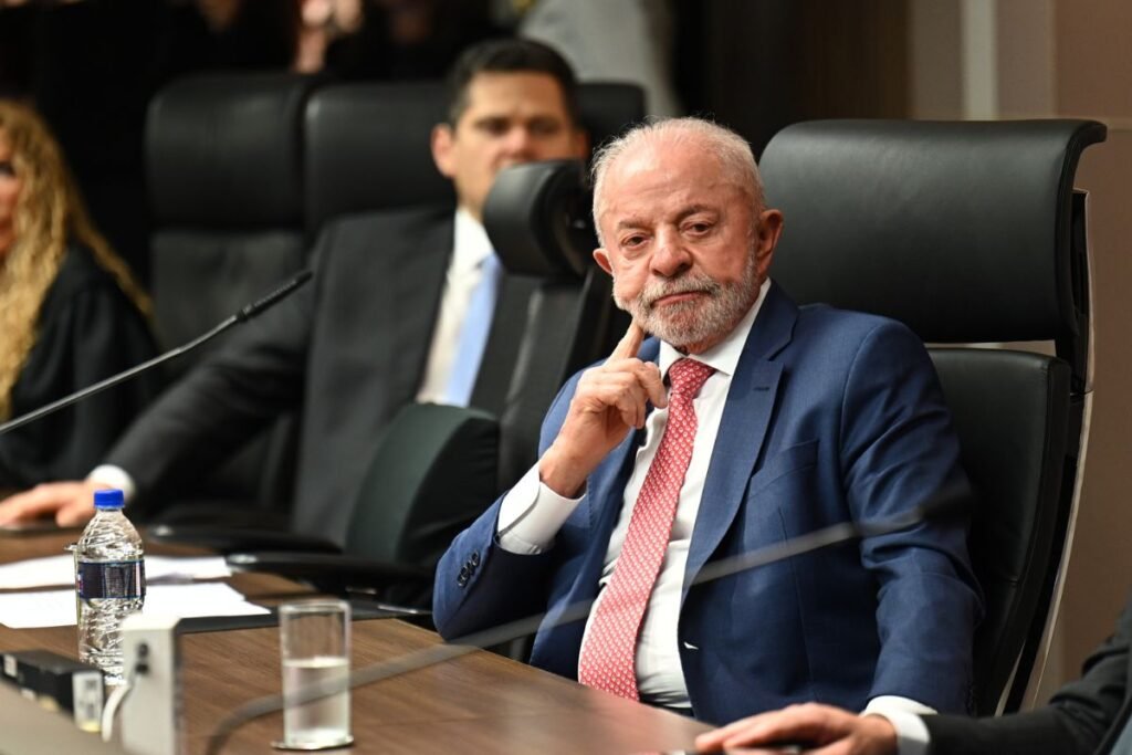 Senado pode adiar votação do fim da escala 6x1 para após eleições