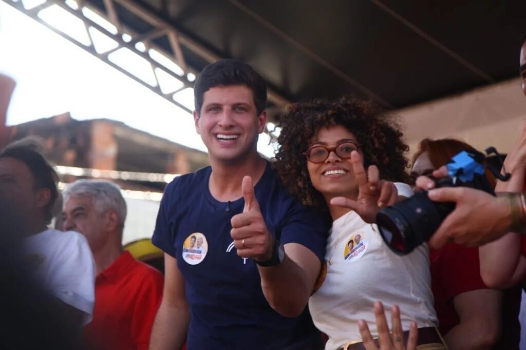 Ste Vilela inicia campanha ao lado de João Campos e Frente Popular no Recife