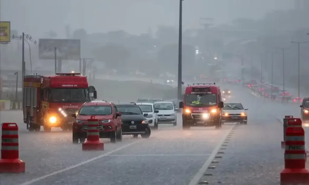 Tempestades ameaçam Sul e Sudeste do Brasil nesta quinta-feira