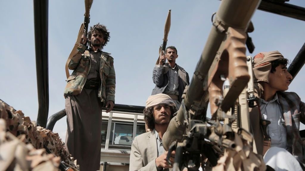 Tensão no Mar Vermelho: ataques dos Houthis elevam alerta na região