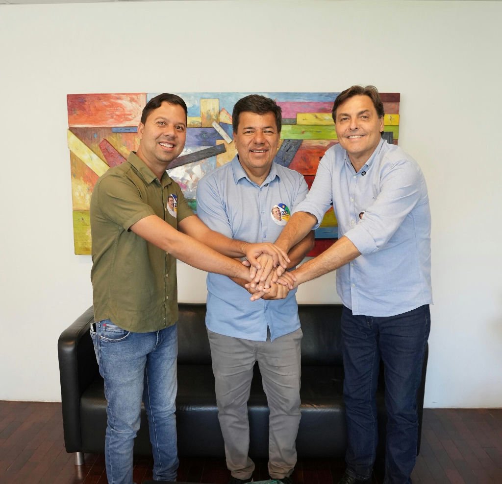 Apoio de lideranças de Flores fortalece candidatura de Mendonça Filho ao Senado