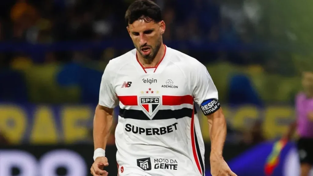Calleri critica arbitragem após derrota do São Paulo para o Boca