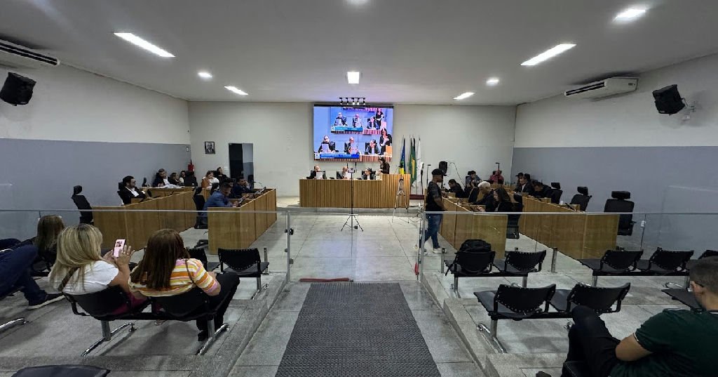 Câmara de Araripina atualiza regimento para eleição da Mesa Diretora