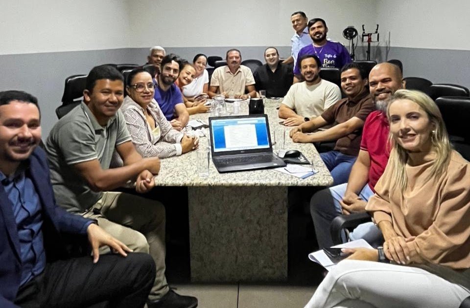 Câmara de Araripina discute condutas para eleições de 2026