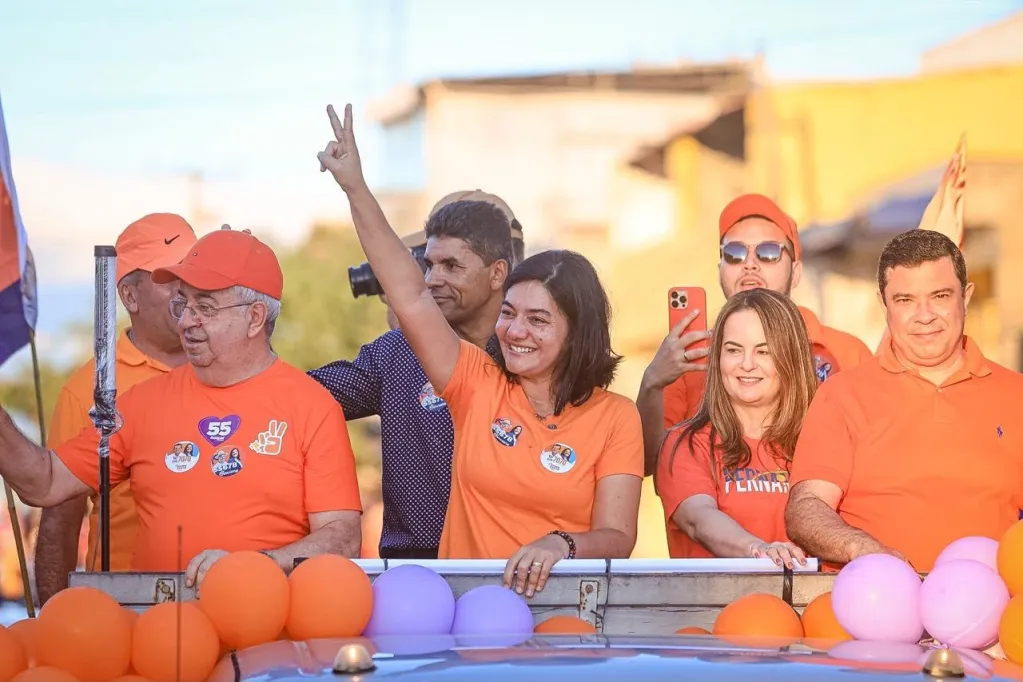 Carreata da Vitória mobiliza multidão em apoio a Viviane Facundes em Gravatá