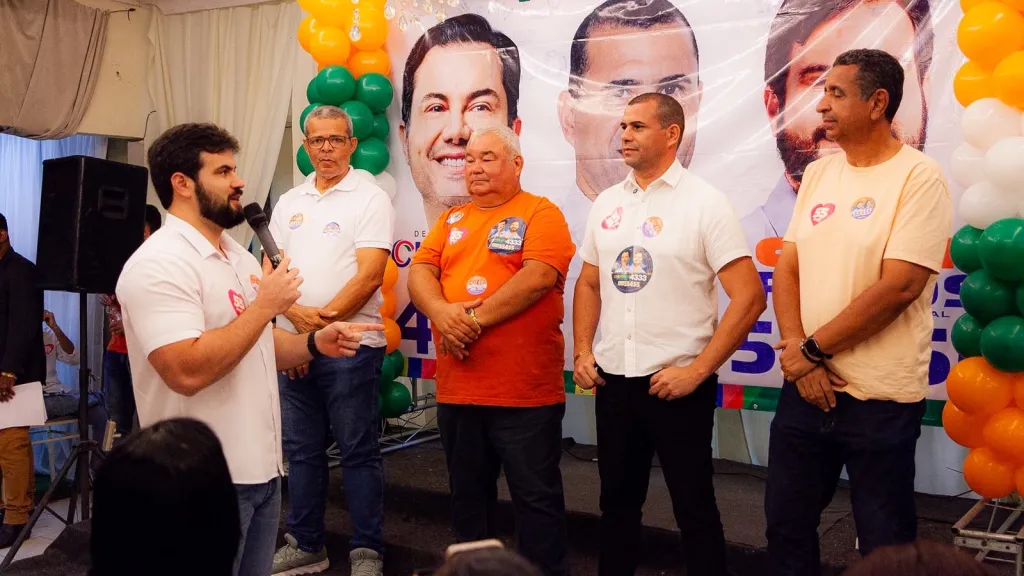 César Ramos fortalece alianças políticas em encontro com lideranças locais