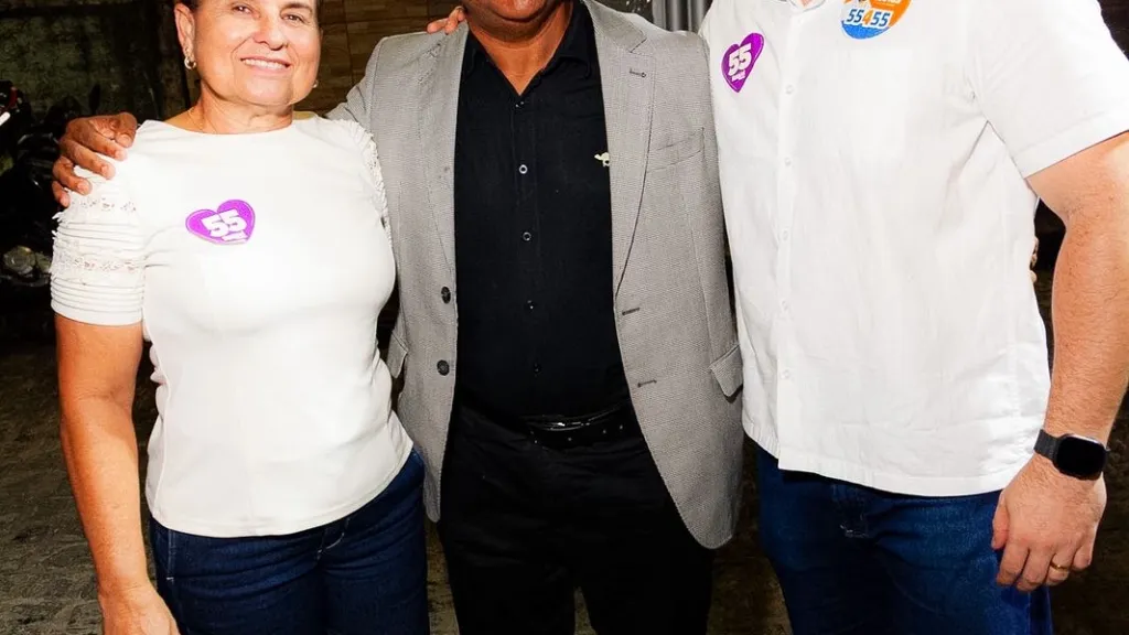 César Ramos marca presença em celebração de ex-vereador em Igarassu