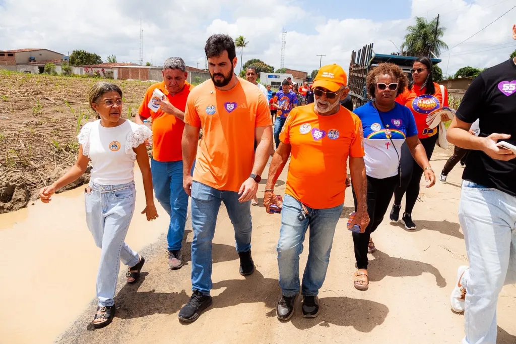 César Ramos mobiliza eleitores em Três Ladeiras com campanha porta a porta