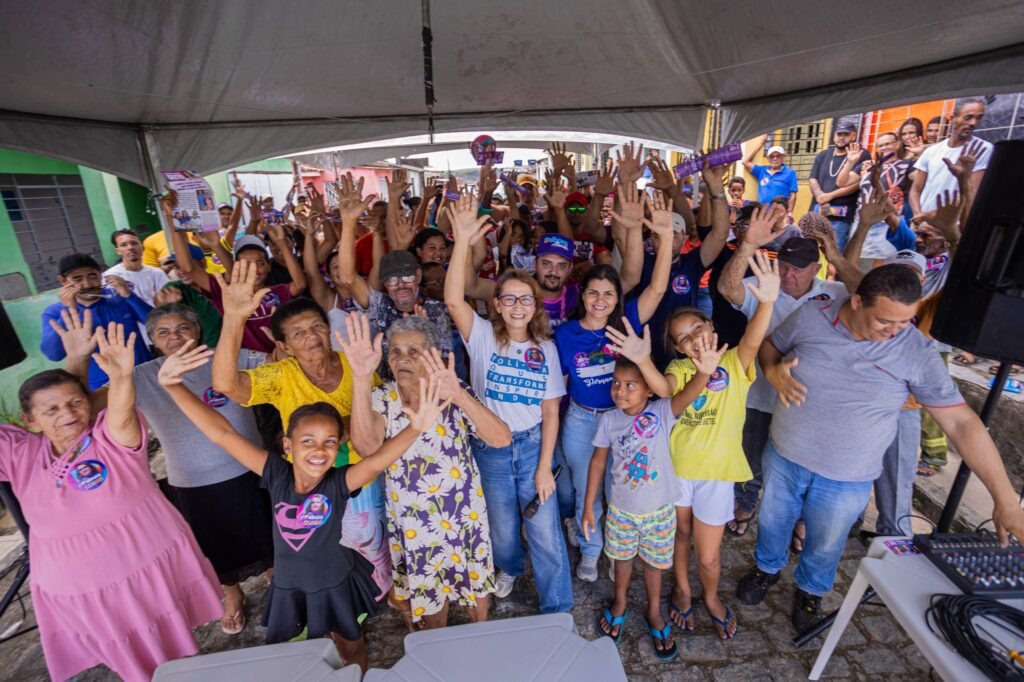 Débora Almeida realiza visita a Vila Rica e concede entrevista em Ribeirão