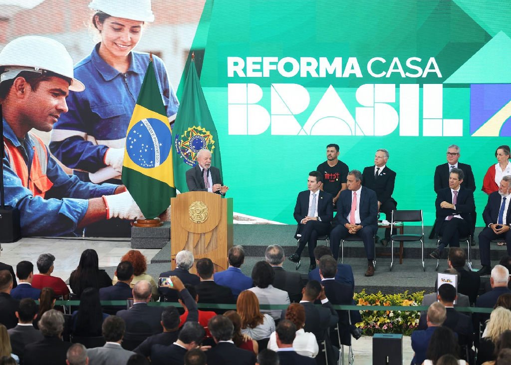 Desaprovação do governo Lula cresce mesmo com pacote de benefícios