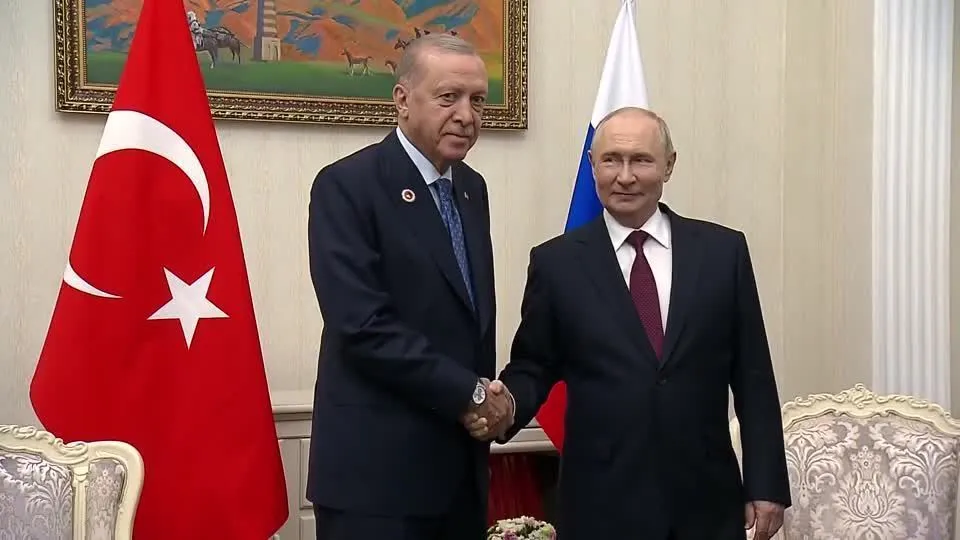 Erdogan destaca urgência em garantir segurança no transporte de grãos no Mar Negro