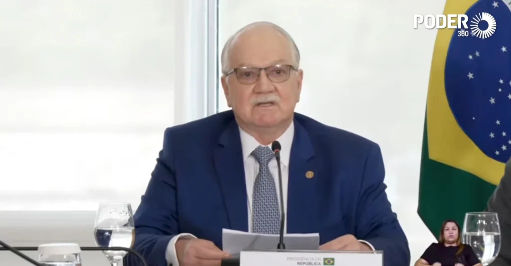 Fachin defende legalidade em meio a crise no STF