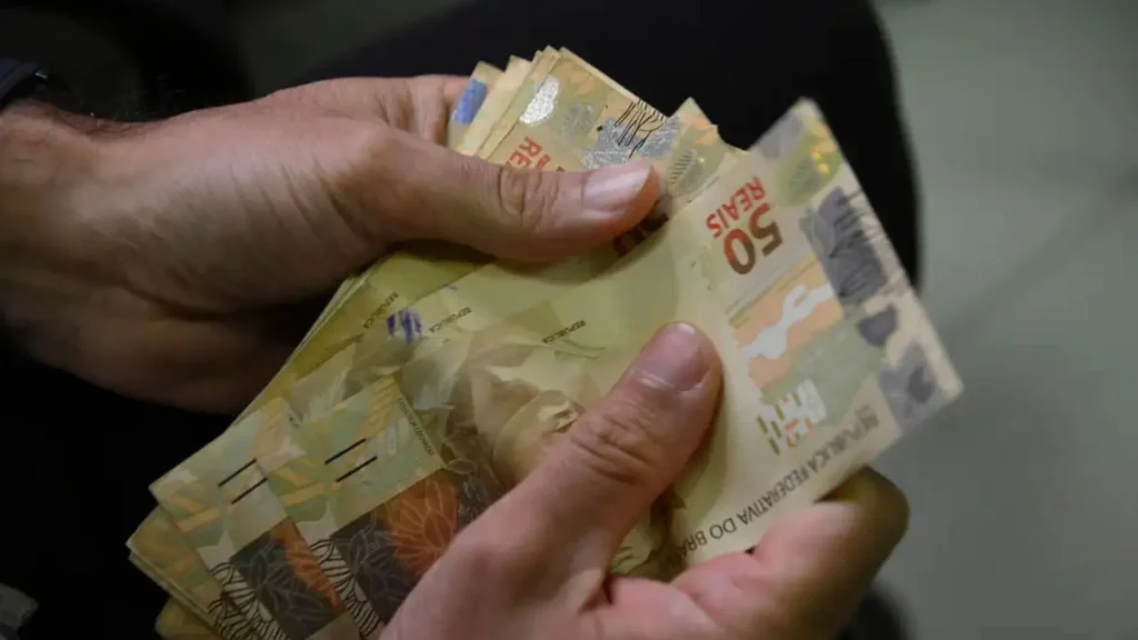 Governo destina R$ 200 milhões para crédito a estudantes do Fies