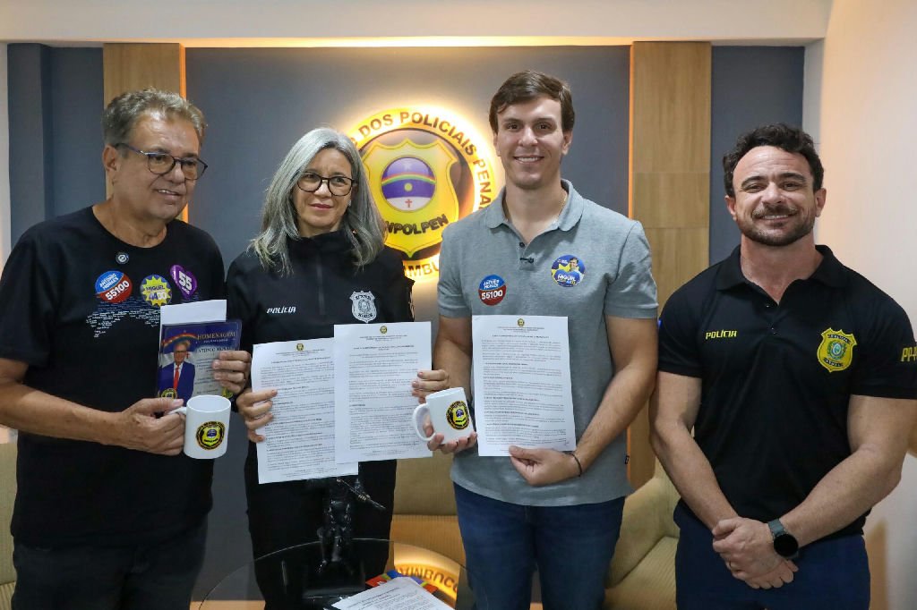 Miguel Coelho recebe apoio de policiais penais em Pernambuco