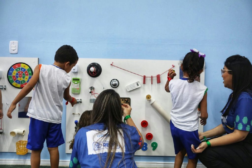 Municípios de Pernambuco enfrentam desafios na implementação de planos para a primeira infância