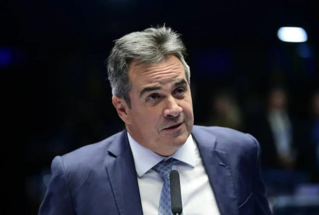 Polícia Federal encontra lista com nomes e valores na casa de senador