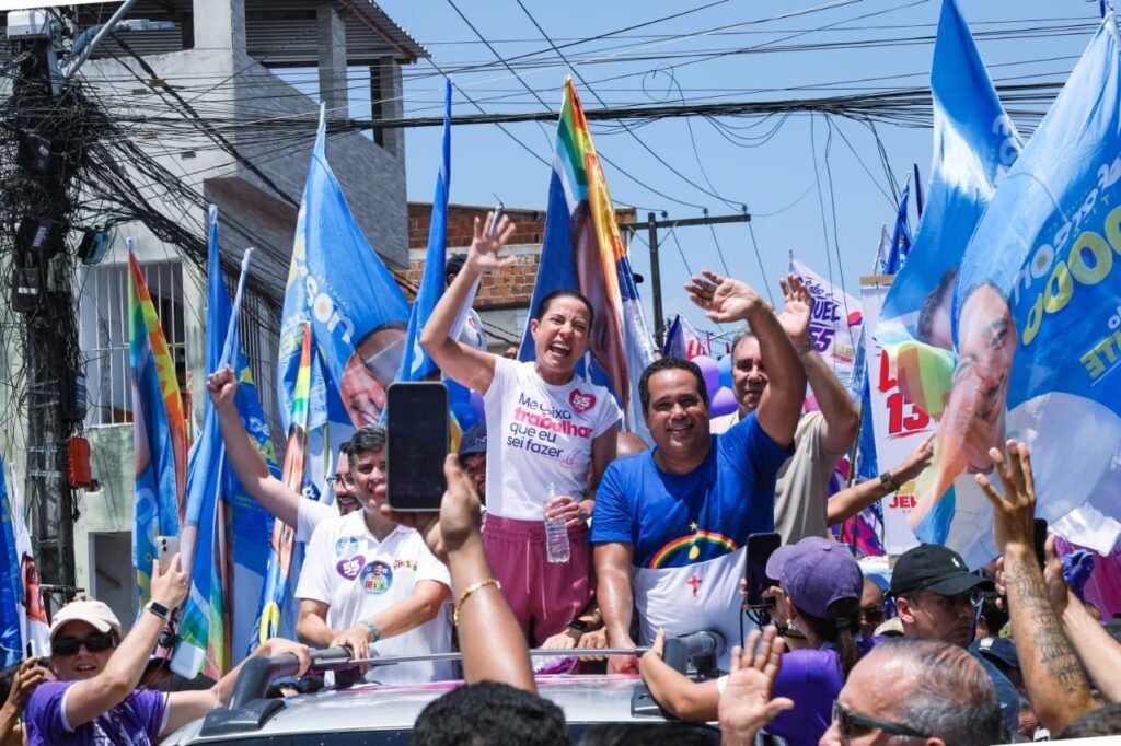 Raquel Lyra destaca investimentos durante caminhada no Cabo de Santo Agostinho