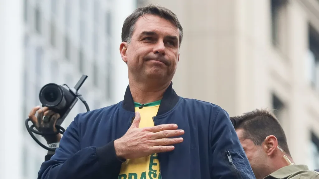 Relatório da PF questiona destino de fundos para filme sobre Bolsonaro