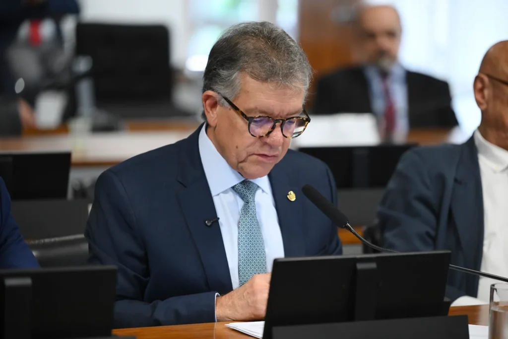 Senador busca medidas contra práticas de empresas estrangeiras no Brasil