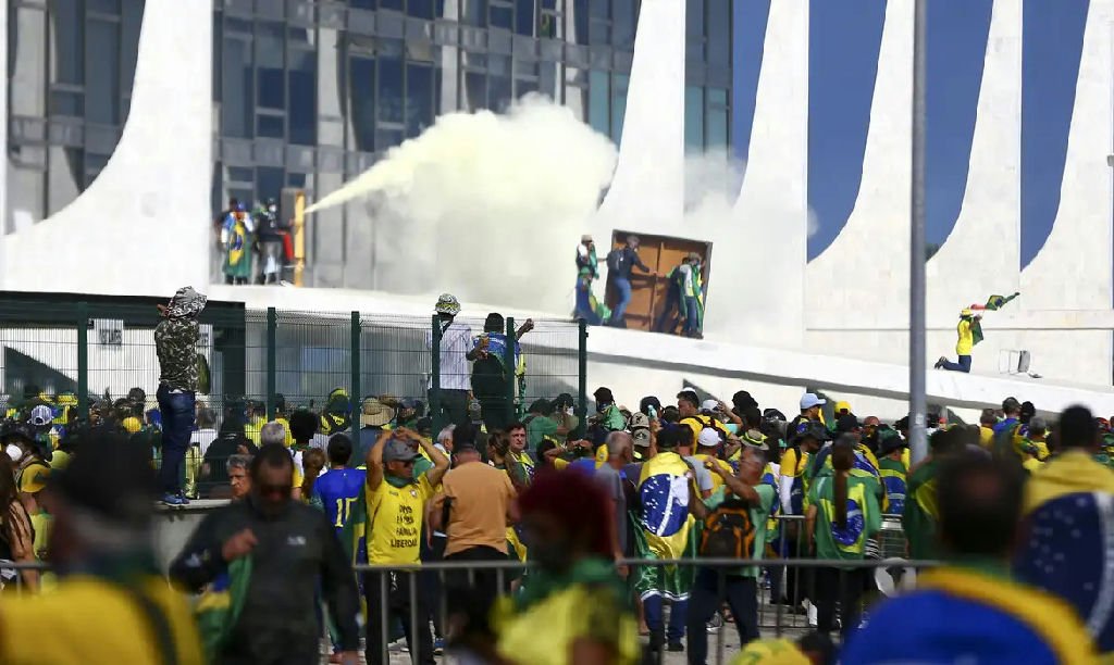 Brasília reforça segurança para eleições após invasão de 8 de janeiro