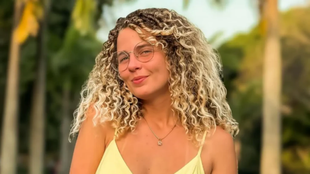 Debby Lagranha enfrenta cirurgia após picada de aranha e necrose