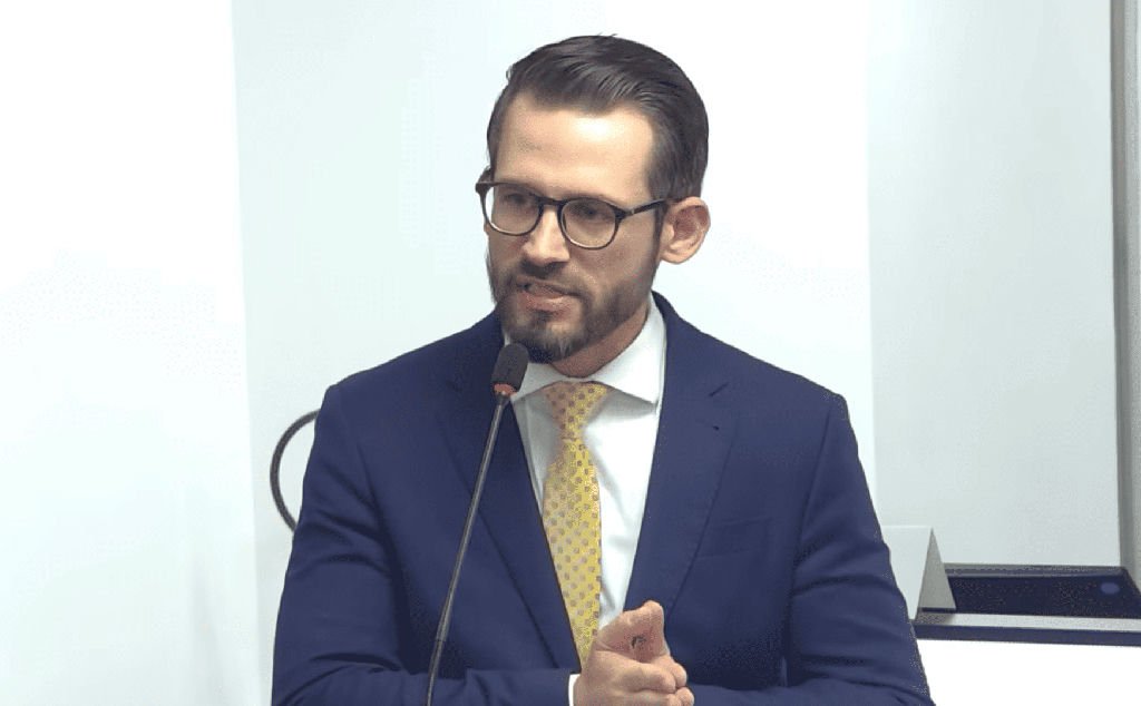 Governo busca aprovação do fracking no STJ para explorar Bacia de Pelotas