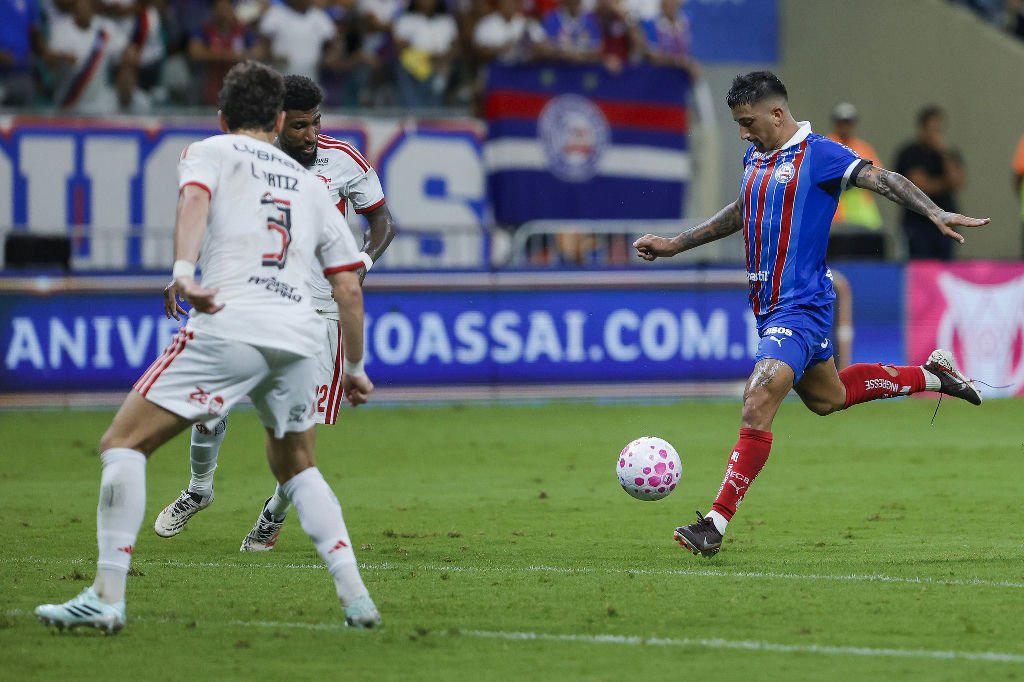 Jogadores do Bahia evitam imprensa após derrota para o Flamengo