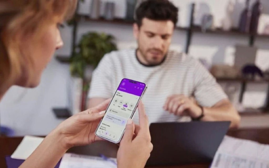 Justiça autoriza bloqueio de contas de devedores no Nubank e outros bancos